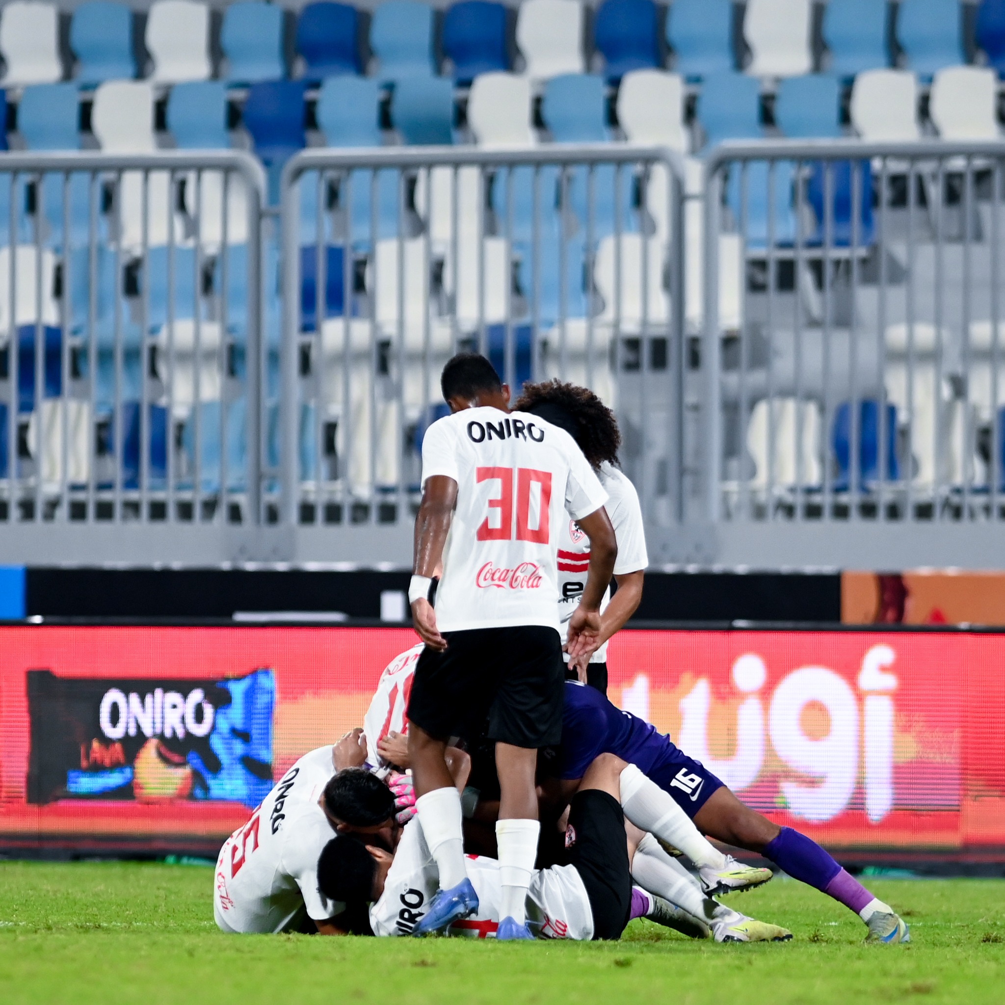 لقطات من فوز الزمالك على سيراميكا كليوباترا في الجولة الأولى بدوري نايل