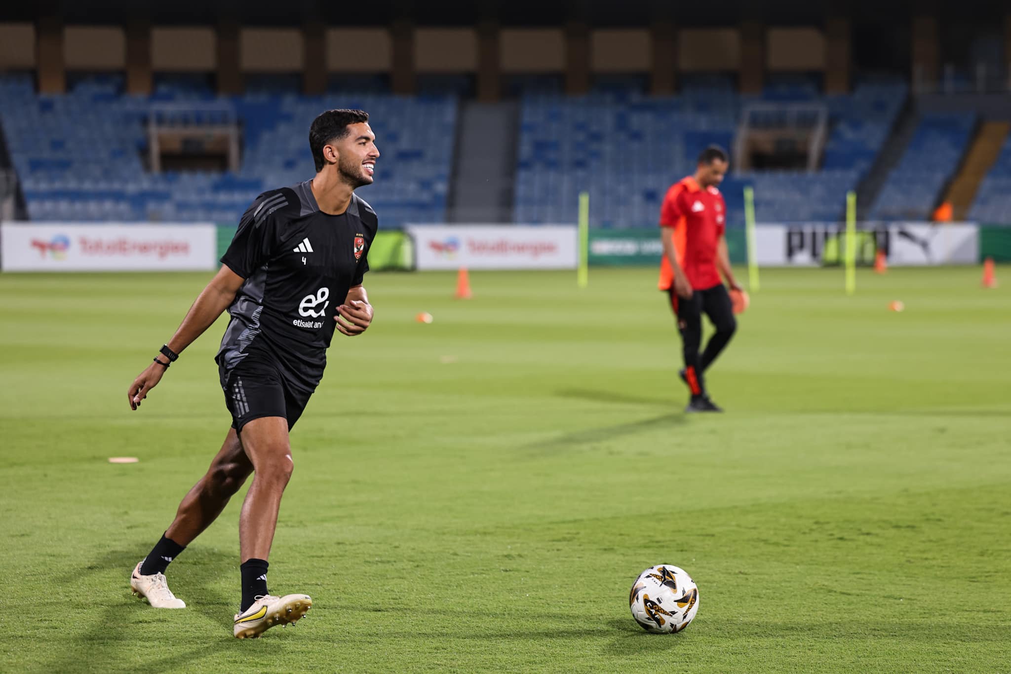 كواليس المران الأخير لـ الأهلي قبل مواجهة الزمالك في السوبر الأفريقي