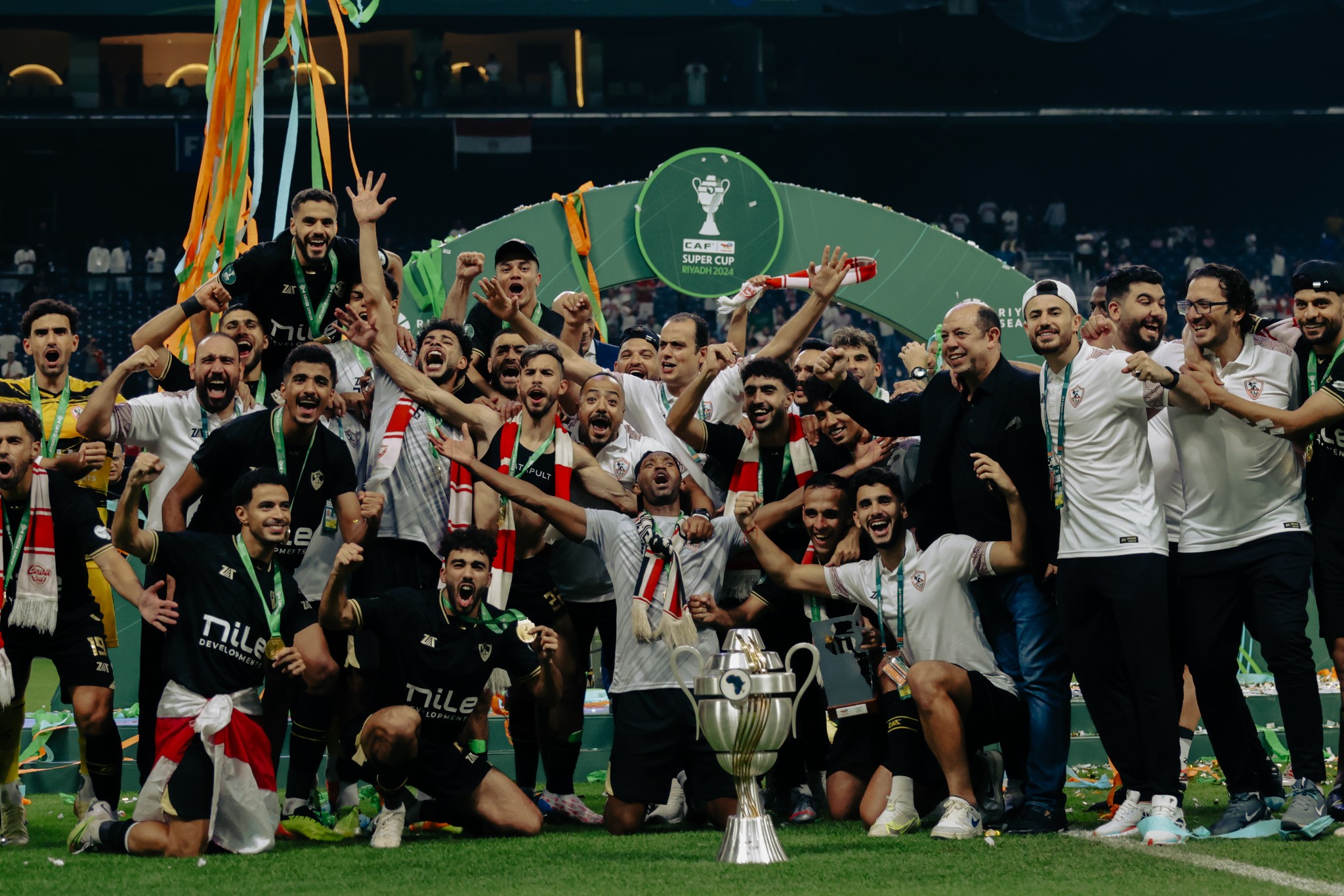 تتويج الزمالك بالسوبر الأفريقي