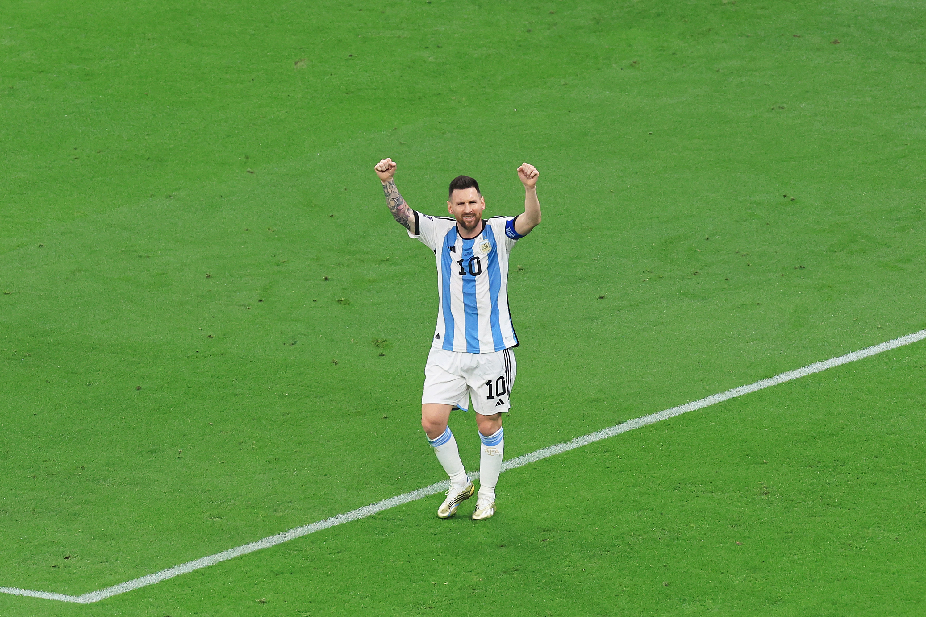 الأرجنتين بطلا لكأس العالم 2022 على حساب فرنسا