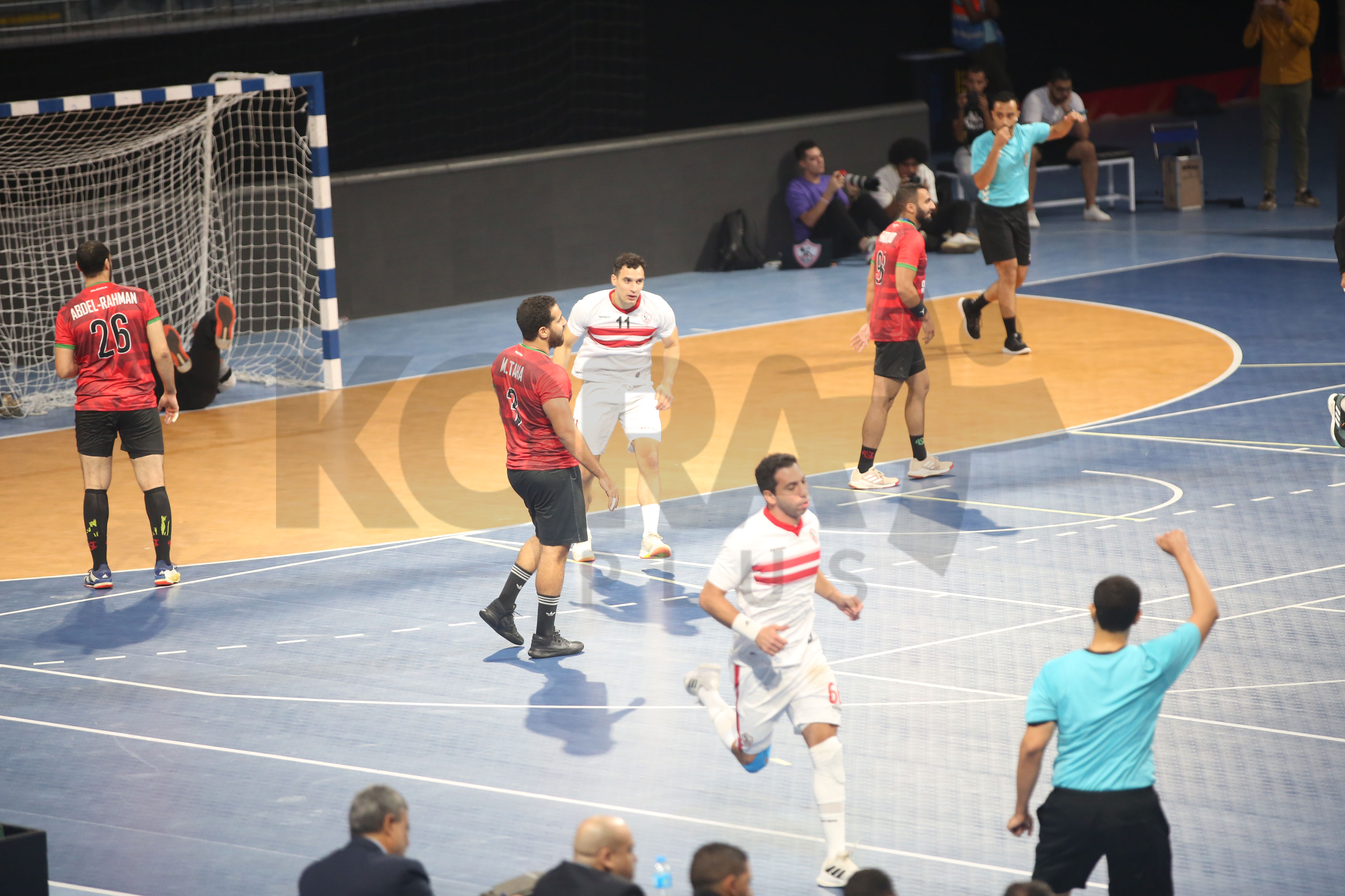 الزمالك يحقق الفوز على سبورتنج في أولى مباريات السوبر المصري لكرة اليد