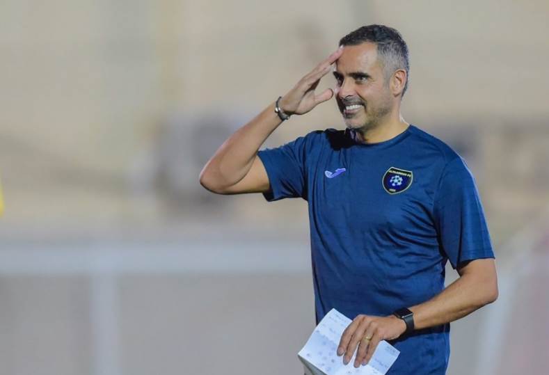جوميز مدرب التعاون السعودي