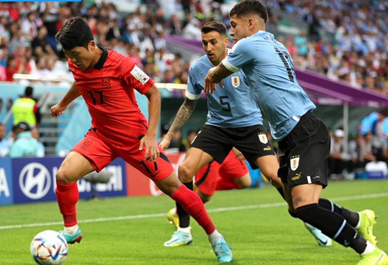 مباراة أوروجواي وكوريا الجنوبية