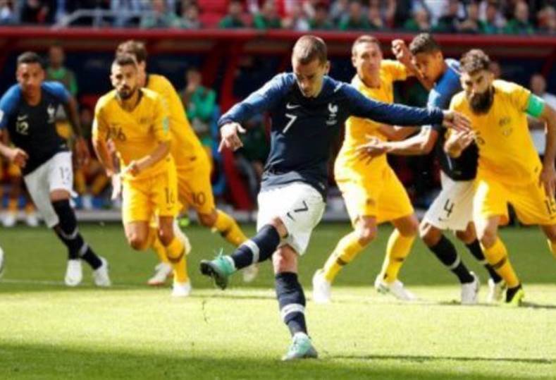 فرنسا ضد أستراليا