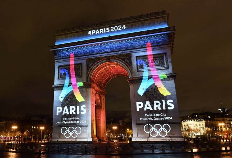 باريس 2024