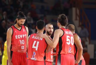 منتخب مصر لكرة السلة يتصدر مجموعته بتصفيات كأس العالم