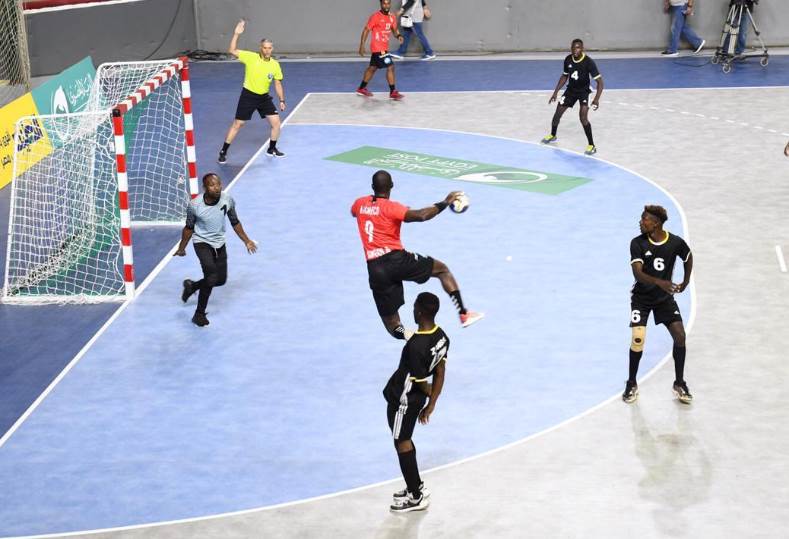 منتخب أنجولا يحقق فوزه الأول في كأس الأمم الأفريقية لكرة اليد
