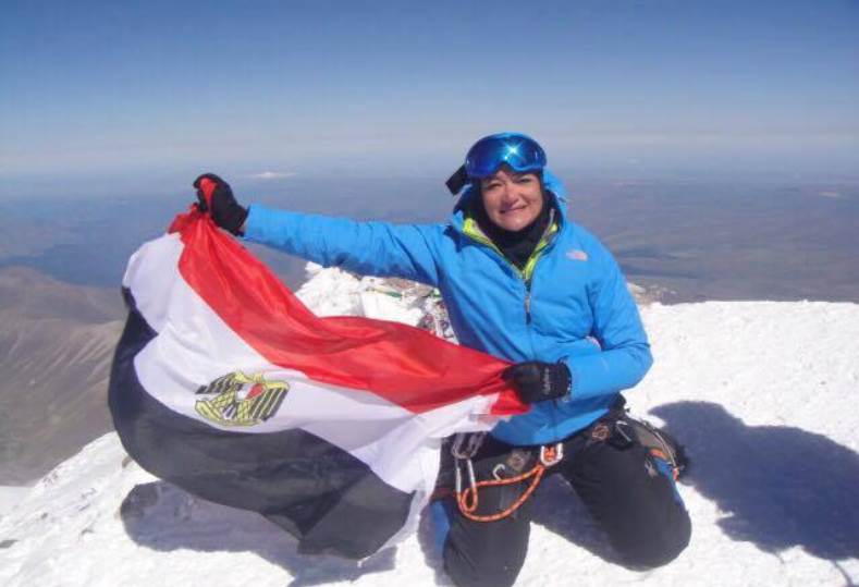 منال رستم