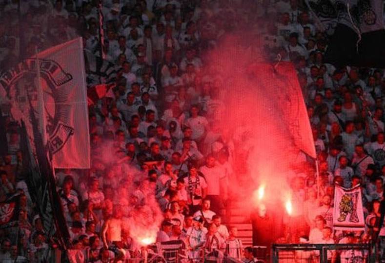 مخاوف قبل مباراة ريال مدريد وفرانكفورت في السوبر الأوروبي بسبب الجمهور