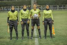 فريق من حكام كرة القدم النسائية