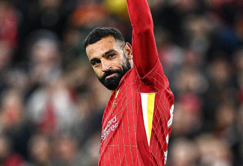 عاجل| أسطورة ليفربول يتوقع مصير محمد صلاح مع ليفربول