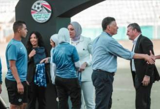 أحمد رمضان خلال مراسم تتويج توت بـ كأس مصر