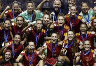 تتويج إسبانيا بكأس العالم تحت 20 عام