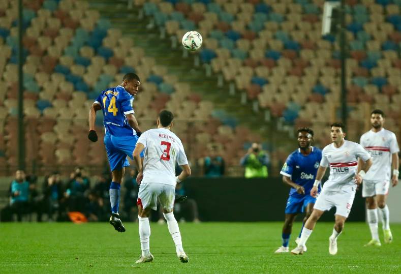 الصالح سبورت : مصطفى شلبي يتقدم لـ الزمالك ضد إنيمبا