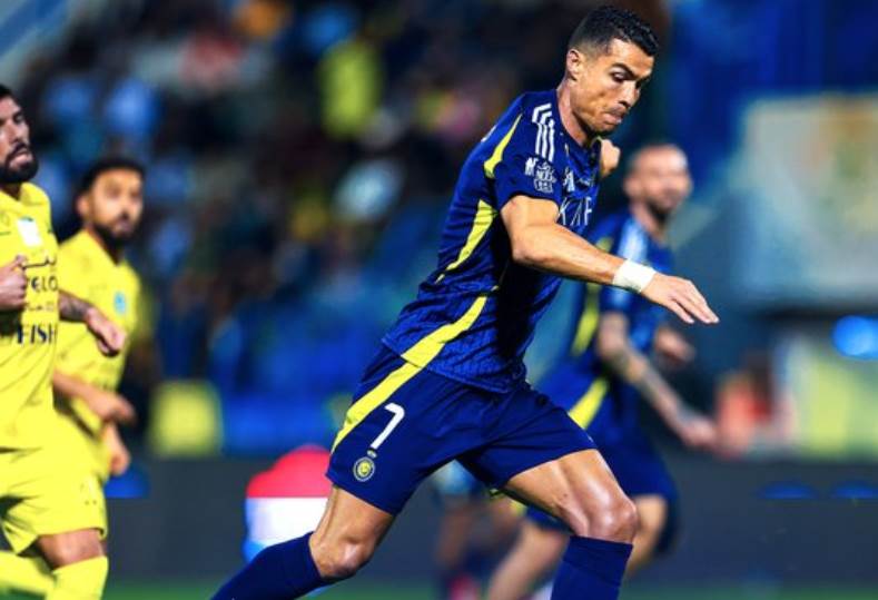 النصر ضد الخليج