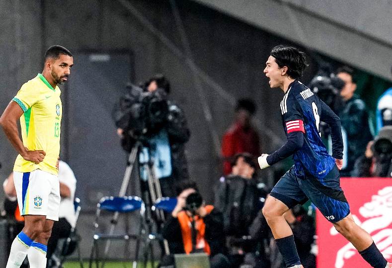 اليابان أمام البرازيل