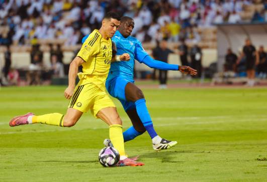 نيوم  ضد النصر