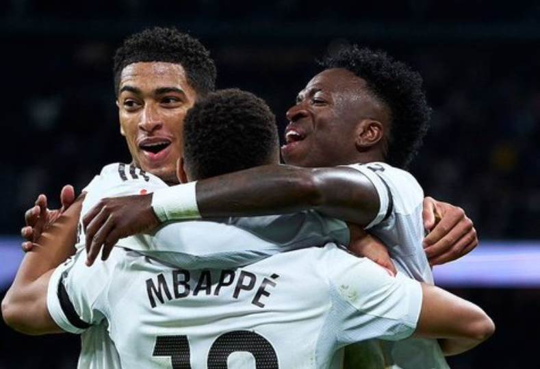 موعد مباراة فالنسيا وريال مدريد