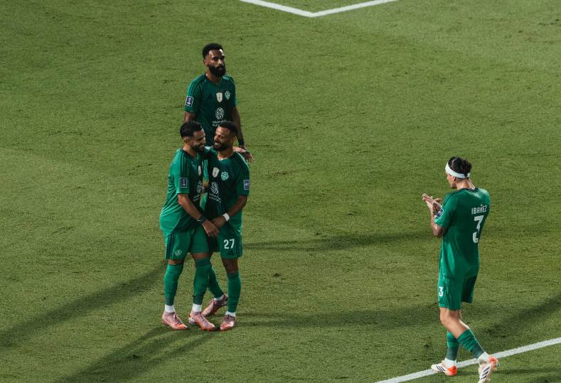 الأهلي والسد