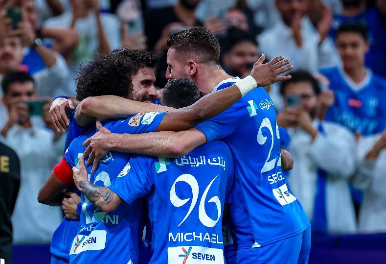 الهلال