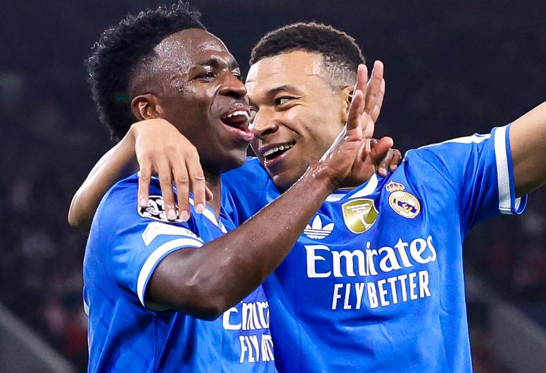 ريال مدريد وأولمبياكوس 