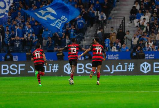 الهلال ضد الرياض