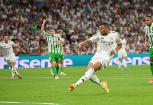 ريال بيتيس ضد ريال مدريد 