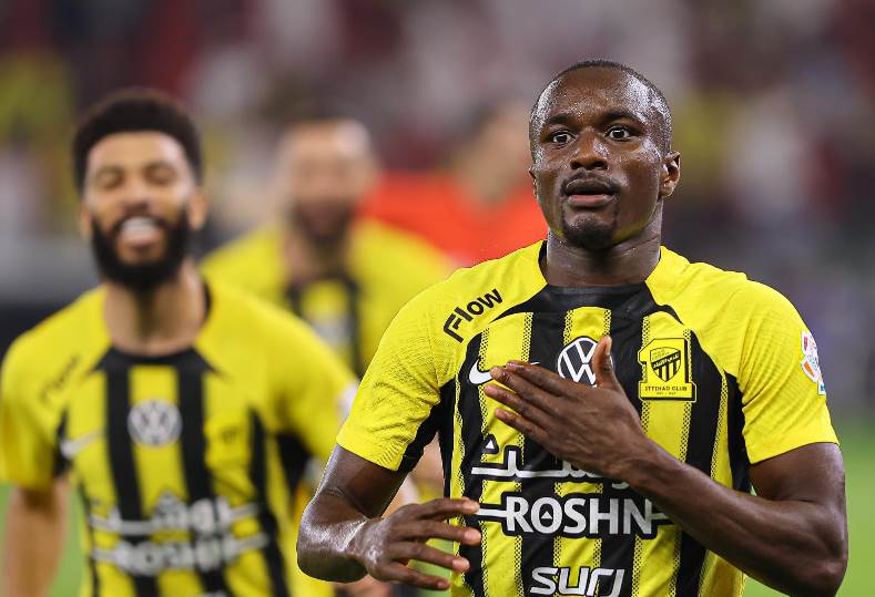 موسى ديابي لاعب الاتحاد ضد الرياض