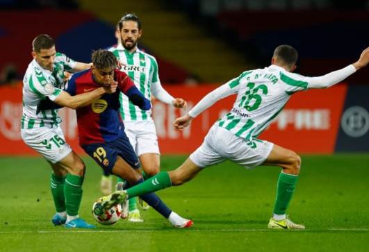 برشلونة ضد ريال بيتيس