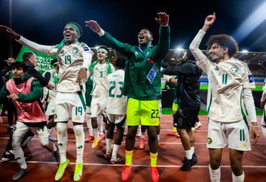 احتفال المنتخب السعودي بعد التأهل