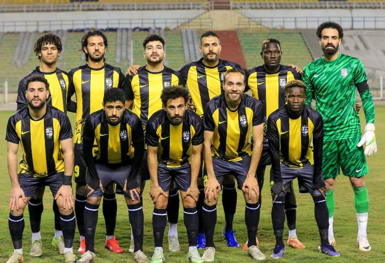 المقاولون