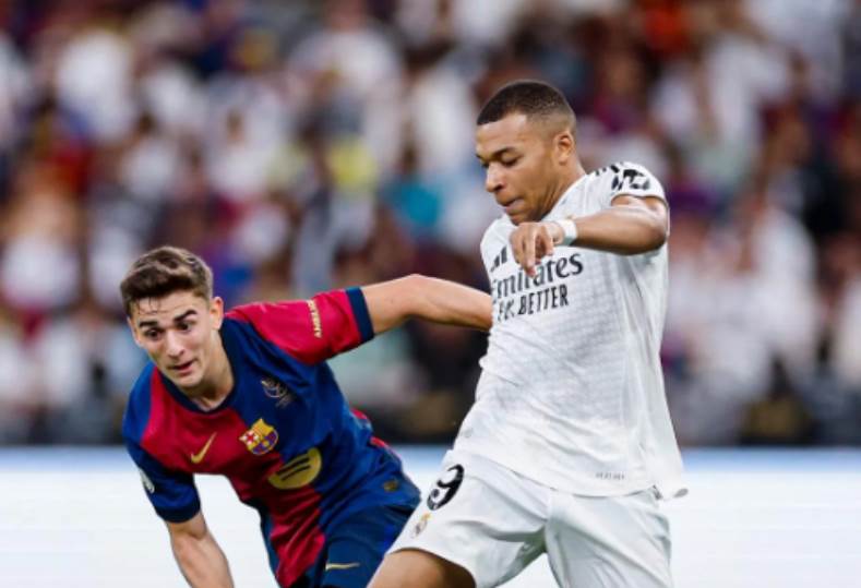 الريال وبرشلونة