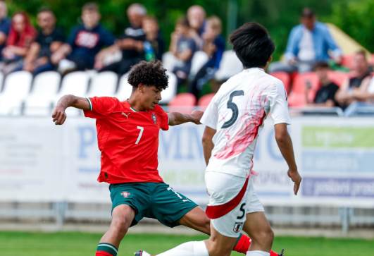 نجل رونالدو بقميص منتخب البرتغال