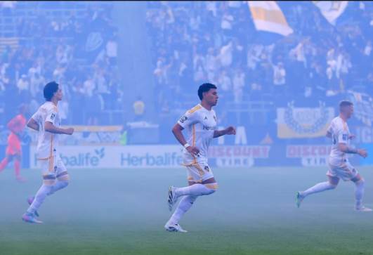 مباريات الدوري الأمريكي لكرة القدم