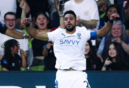 سالم الدوسري لاعب نادي الهلال السعودي