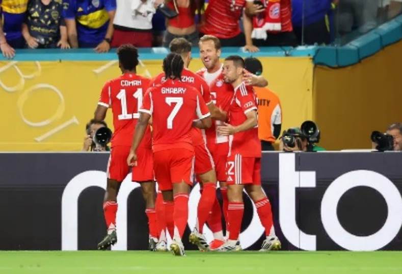 بايرن ميونخ ضد بوكا جونيور
