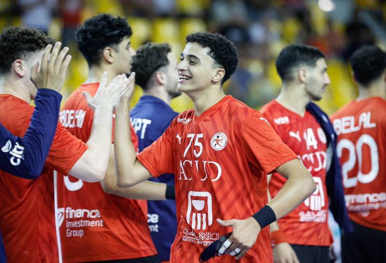 منتخب شباب اليد