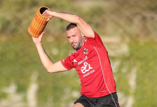 عمر كمال