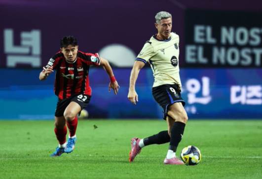 برشلونة ضد سيول