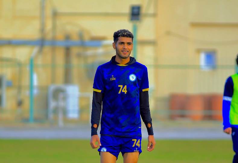 مصطفي اوفا لاعب العبور 