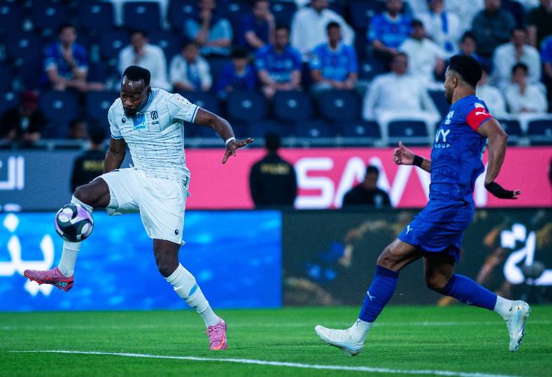 الهلال