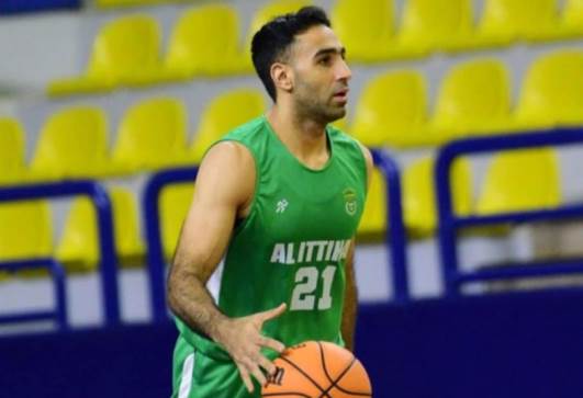 أحمد عزب