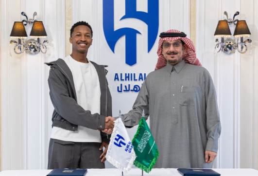 رسميًا.. الهلال يعلن تعاقده مع مراد هوساوي