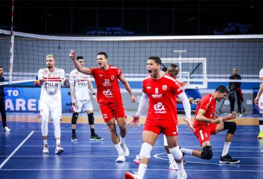 طائرة الأهلي والزمالك