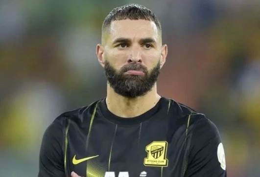 كريم بنزيما
