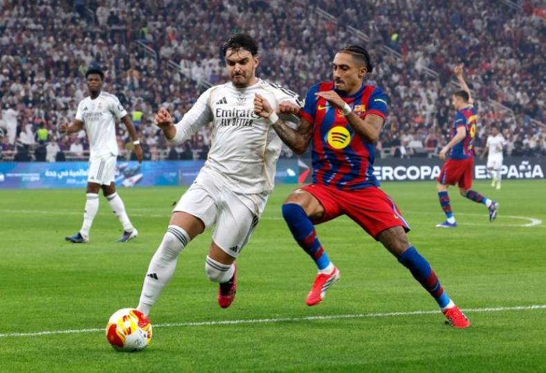ريال مدريد وبرشلونة