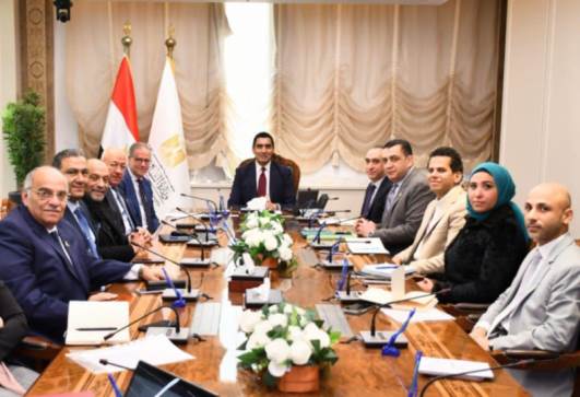 وزير الرياضة جوهر نبيل