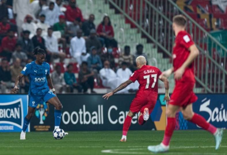 الهلال وشباب أهلي دبي