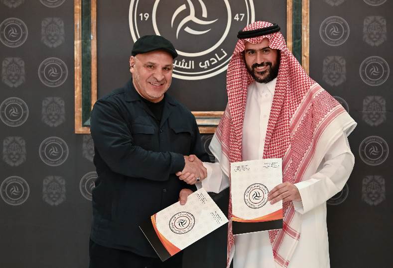نور الدين بن زكري مدربا للشباب السعودي