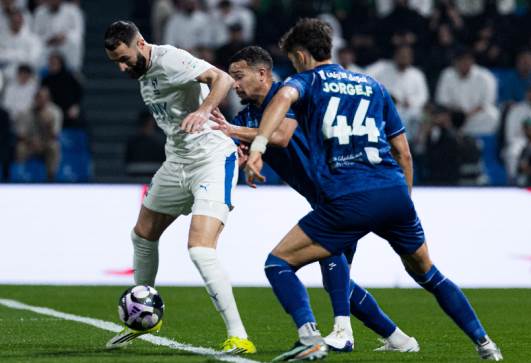 الهلال ضد الفتح